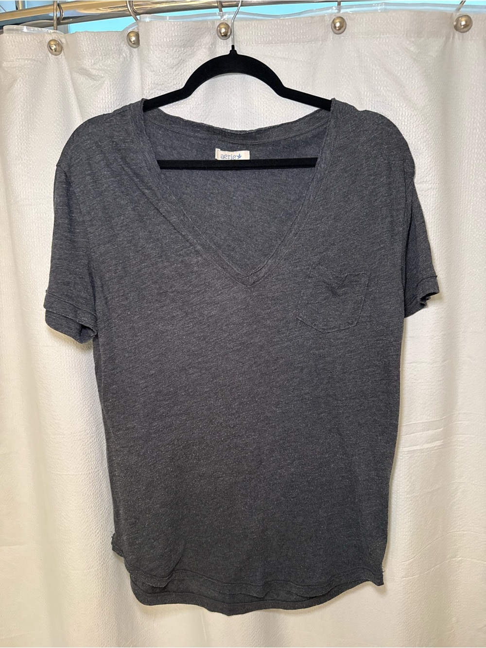 Aerie Worn In V-Neck Pocket Tee